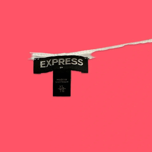 Used Express White Dress Size XL - Split Sleeve, V-Neck, Elastic Waist! - Picture 6 of 6